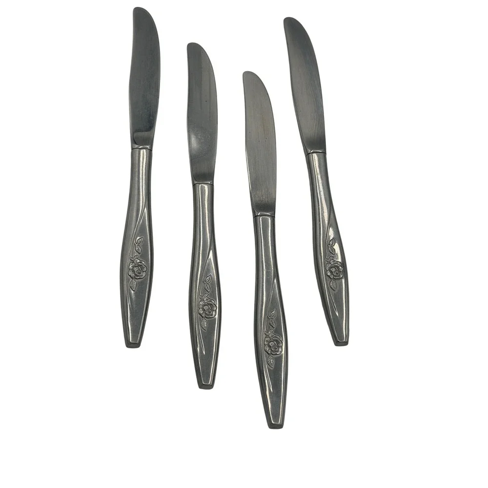 Lot of 4 Oneida Lasting Rose Dinner Knives 8.5